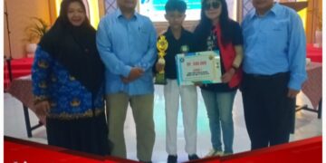 Hendi Perdana Putra Siswa SMPN 5 Kota Blitar, Sabet Juara I Manesa English Speech Contest se Blitar Raya 