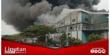 Na’as..! Pabrik Mainan Anak-anak MASTER KIDZ di Kawasan Industri  Kendal Hangus Terbakar