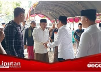 Antusias Warga Omben Menyambut H. Slamet Junaidi Menghadiri Acara Maulid Nabi
