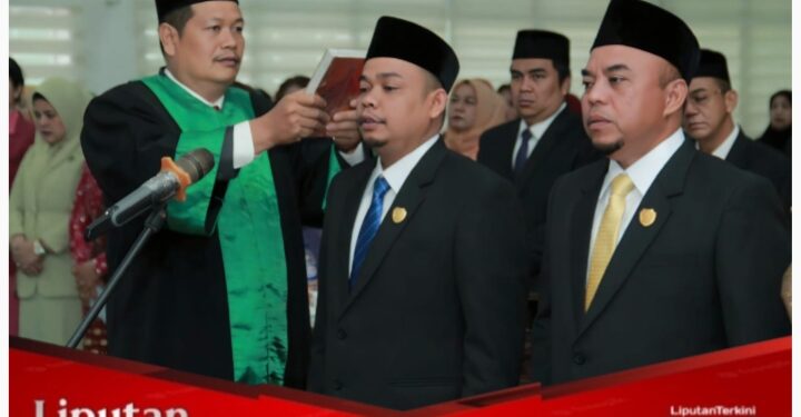 Pjs. Bupati Labuhanbatu Hadiri Pengambilan Sumpah-Janji Jabatan Pimpinan DPRD Labuhanbatu Periode 2024-2029