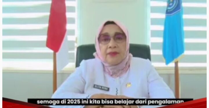 Plt. Bupati Labuhanbatu Hj. Ellya Rosa Siregar S.Pd., MM ucapkan Selamat Tahun Baru 2025