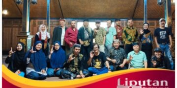 Diskusi Sastra Palinggihan: Ketika Banyuwangi Bicara Puisi, Imajinasi, dan AI