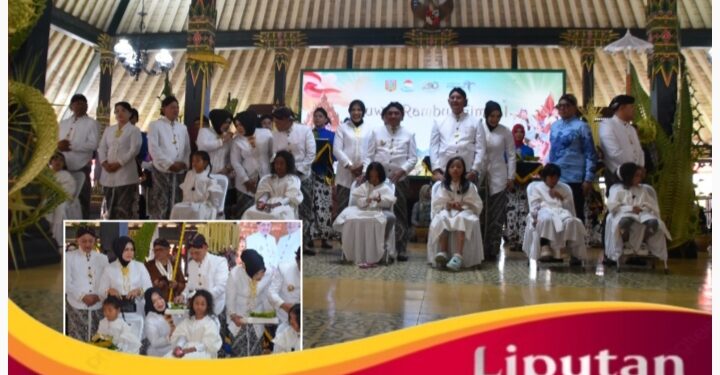 Upacara Tradisi Budaya Potong Rambut Gimbal Mewarnai Hari Jadi Wonosobo ke 200 Tahun